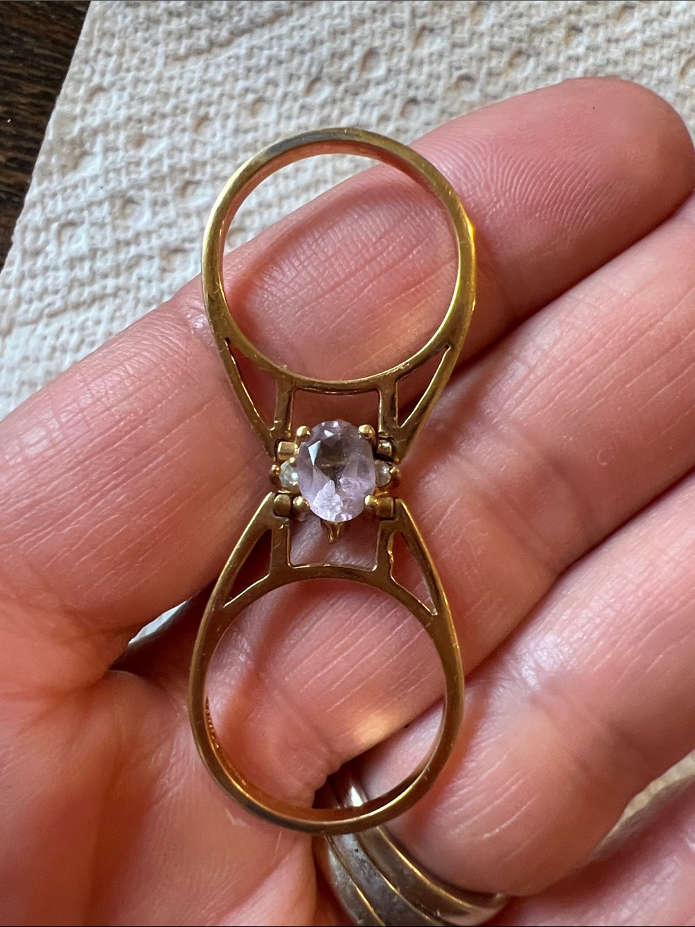 14k HGE Lind Amethyst CZ Flip ring size 6.75